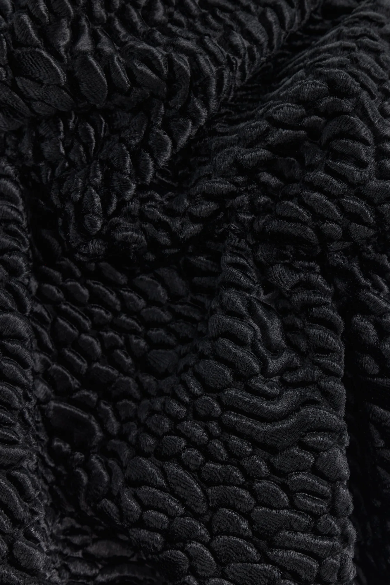 Cruella Persian Faux Fur Throw Own - Image 5